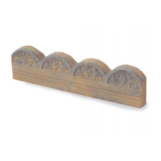 Stonemarket Yorkstone Scalloped Edging - 590mm x 150mm - Weathered Bronze