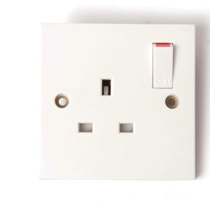 Switched Socket 13 Amp